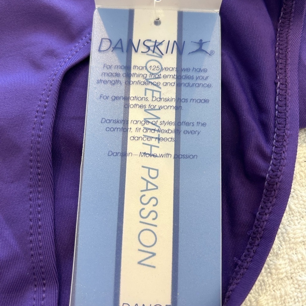 Danskin / Dancewear/ NWT/ Women's Purple Scoopneck Long Sleeve Leotard XL 14-16 - Picture 9 of 12